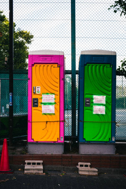Best Portable toilet rental cost  in Dimondale, MI